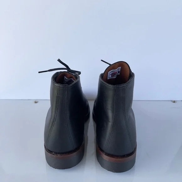 Red Wing Heritage Sheldon Black Leather Boots with Timeless Design - Picture 6 of 11